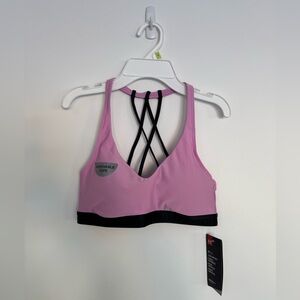 Under Armour Women’s Fitted Criss-Cross Back Sports Bra with Removable Cups